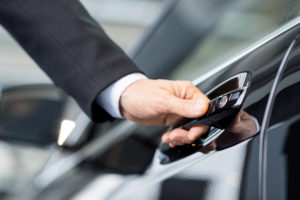 close-up-of-man's-hand-opening-his-car